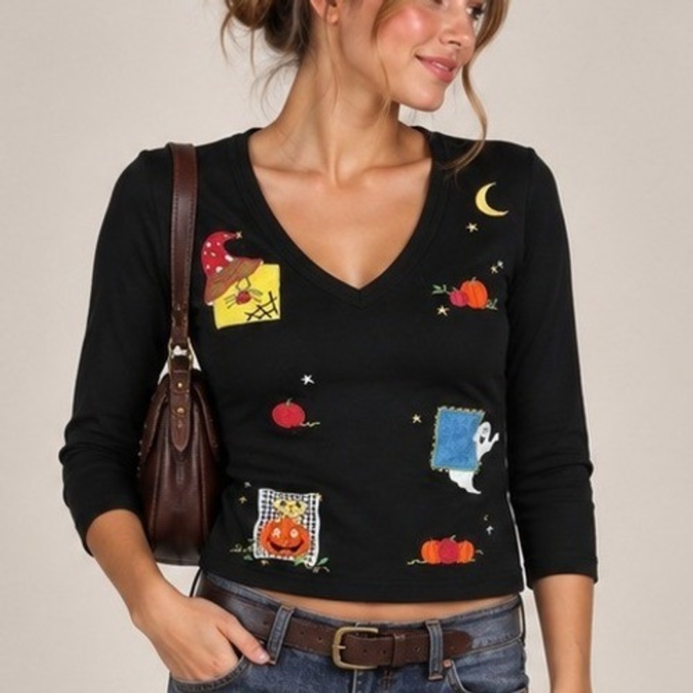 Womens Black Halloween Embroidered V-Neck Cotton Top Ghost Spider Cottage L